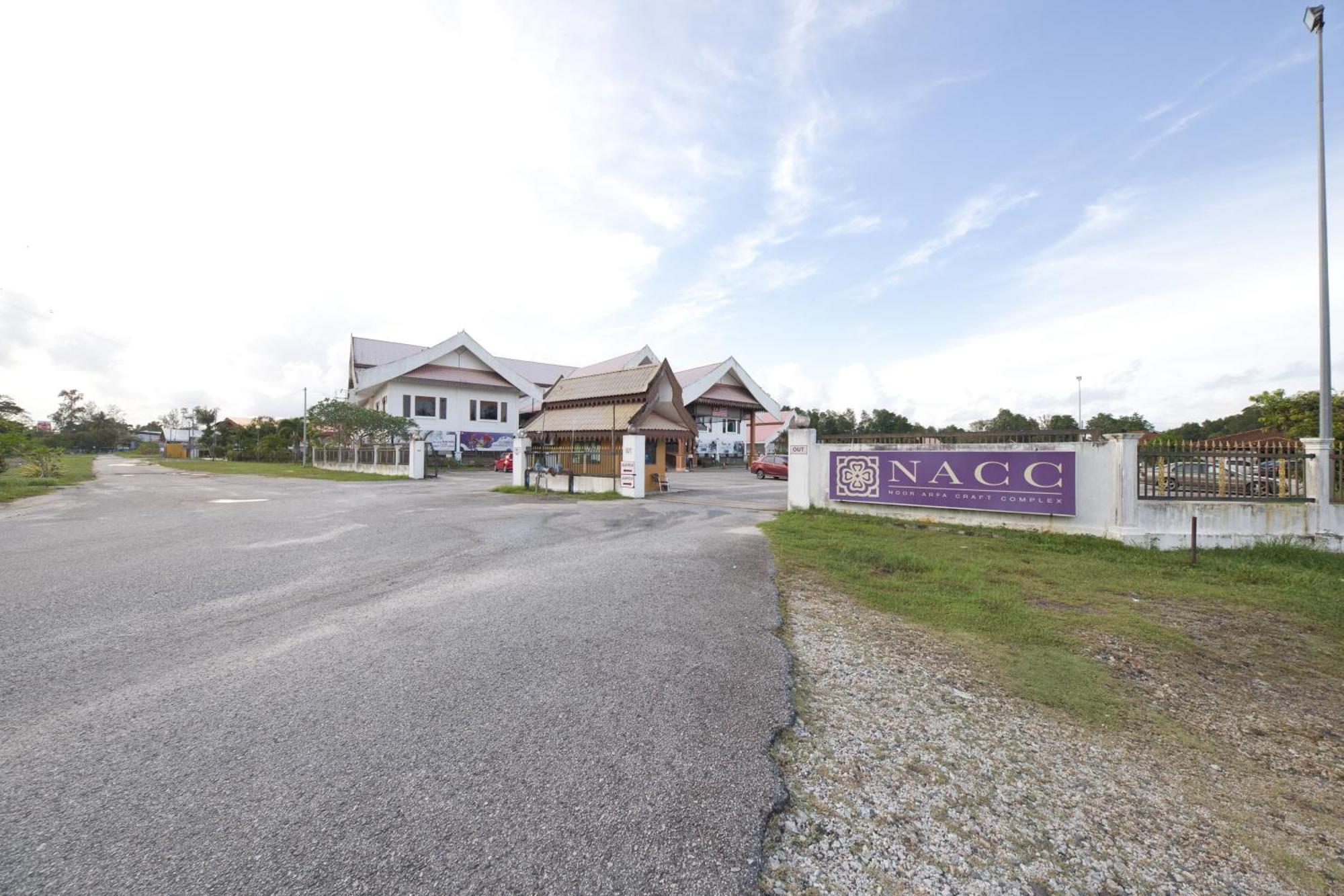Oyo 90908 Noor Arfa River Chalet Куала Теренгану Екстериор снимка